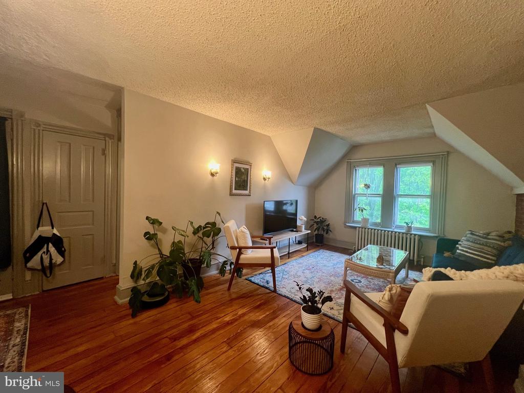 1507 W 14TH STREET 3