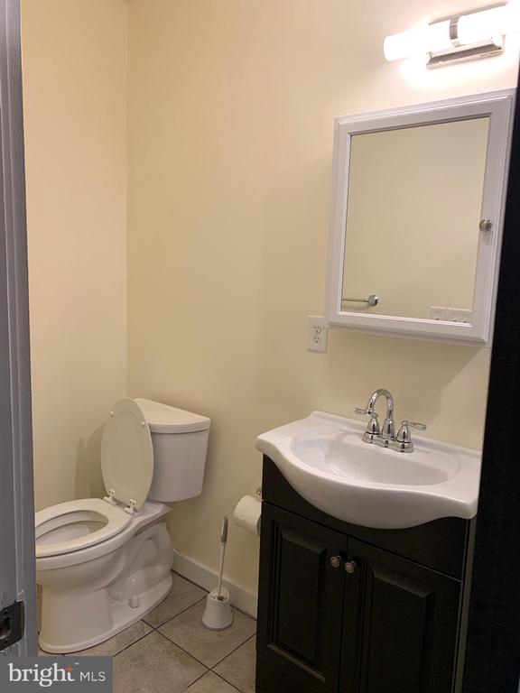 833 N MARKET STREET 202