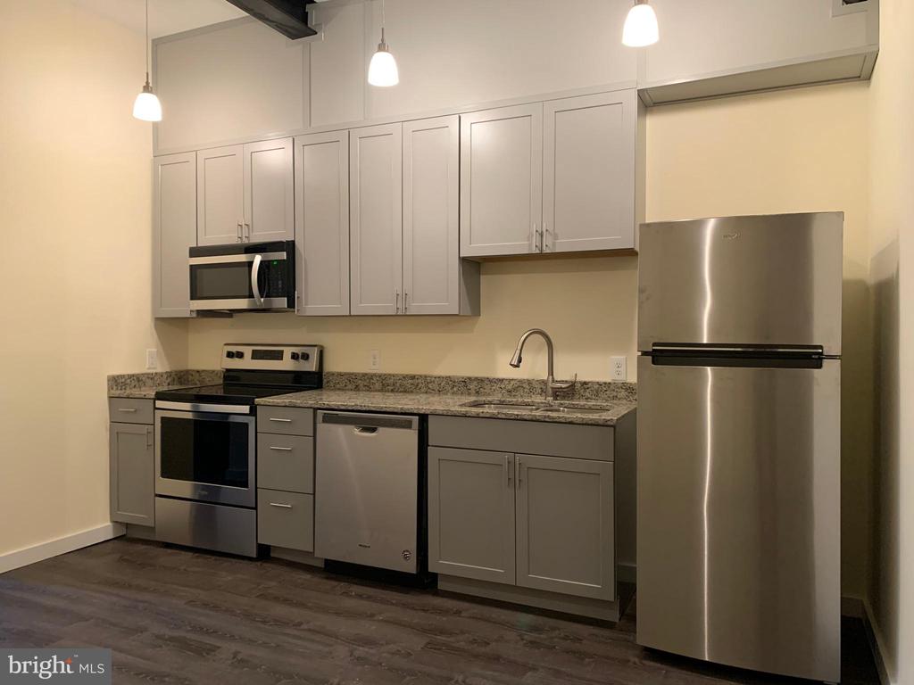 833 N MARKET STREET 202