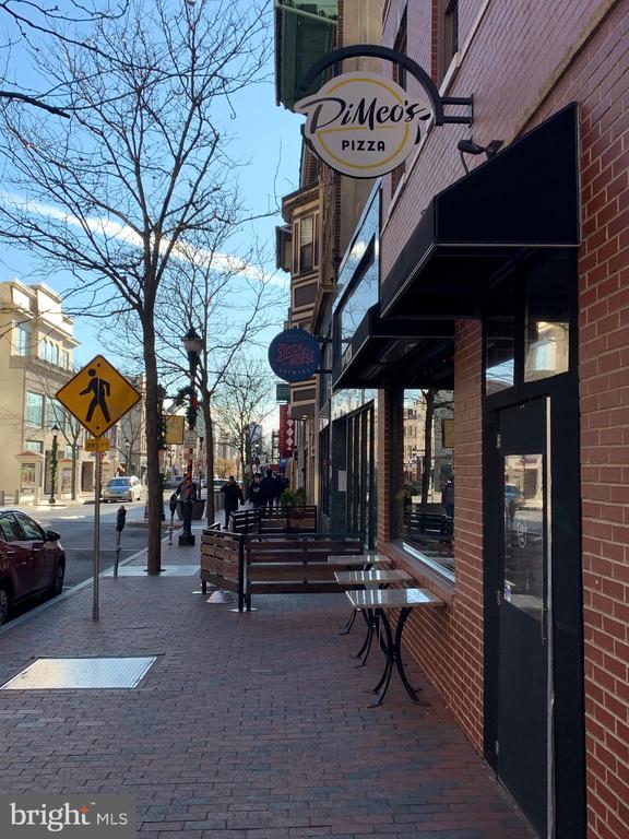 833 N MARKET STREET 202