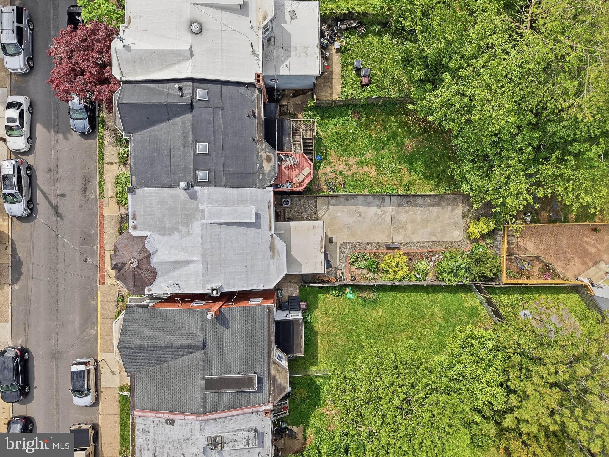 406 W 20TH STREET