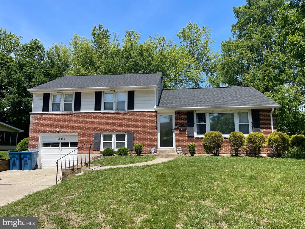 1807 GRAYWELL ROAD