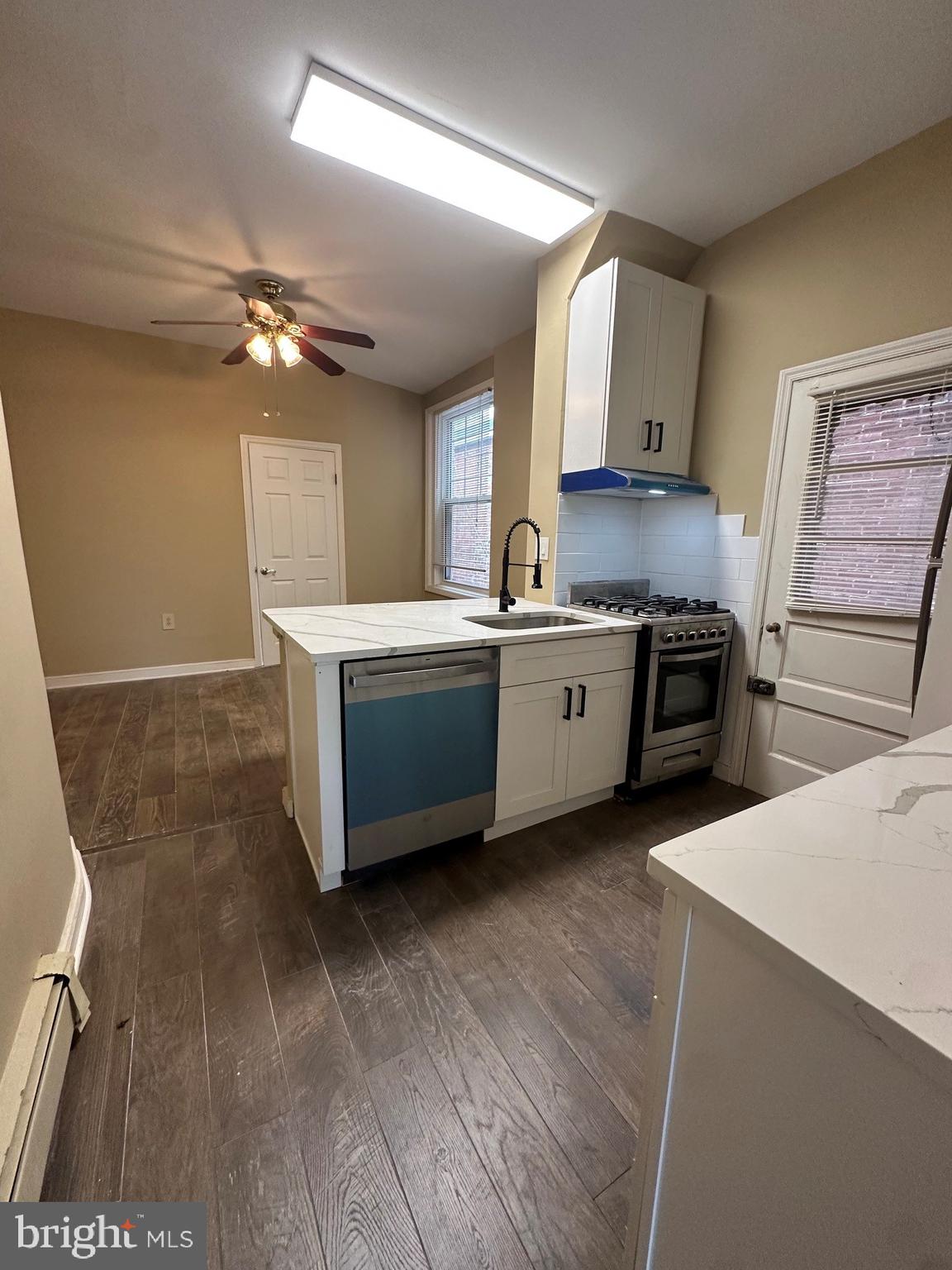 218 W 14TH STREET 3