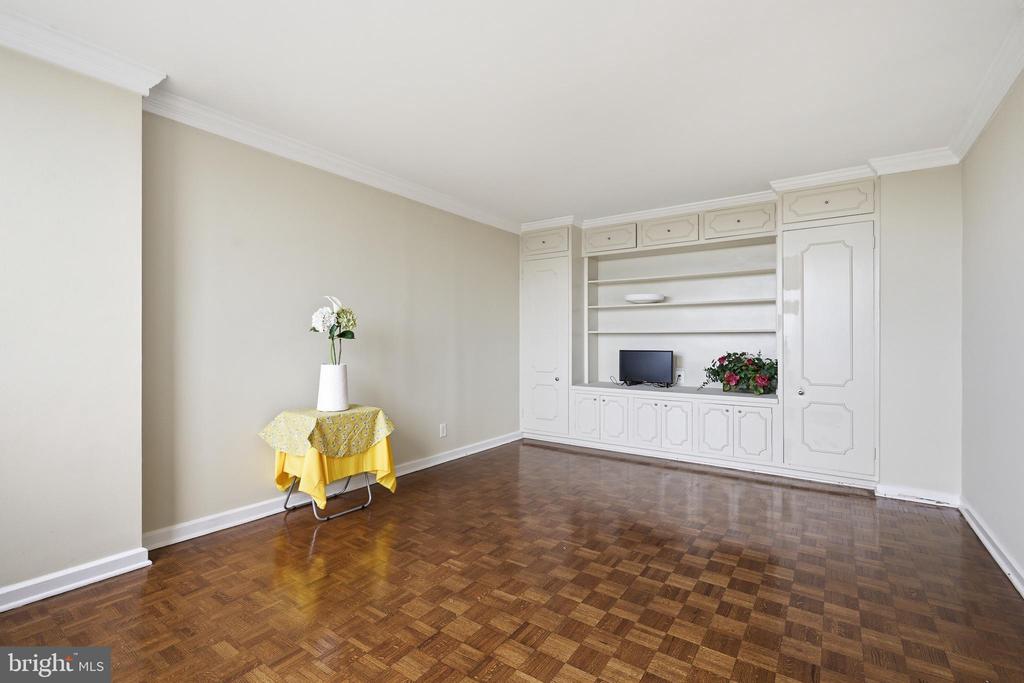 1401 PENNSYLVANIA AVENUE UNIT 1103