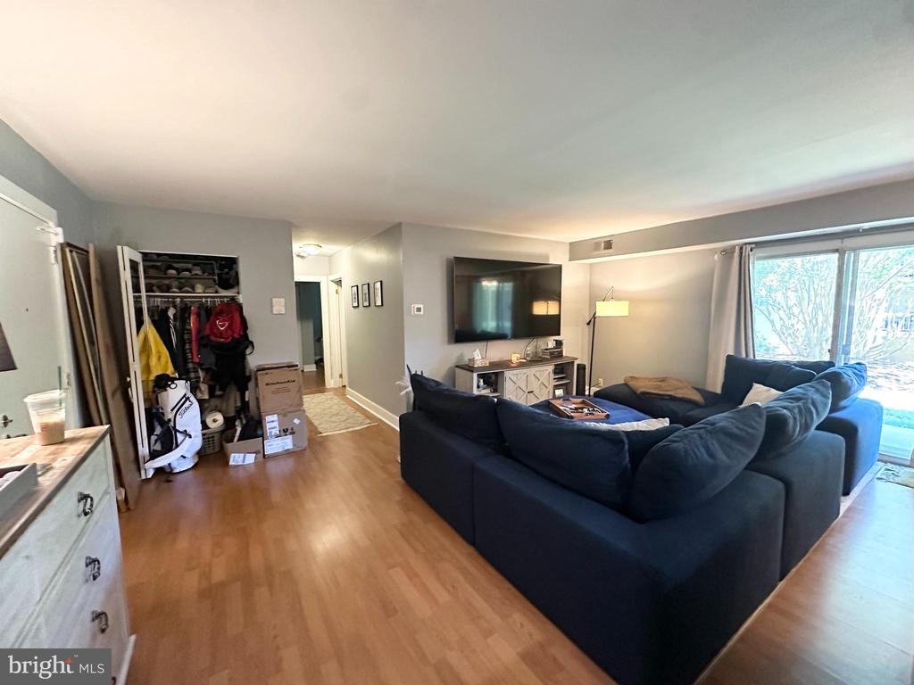 7 ROCKFORD ROAD J5
