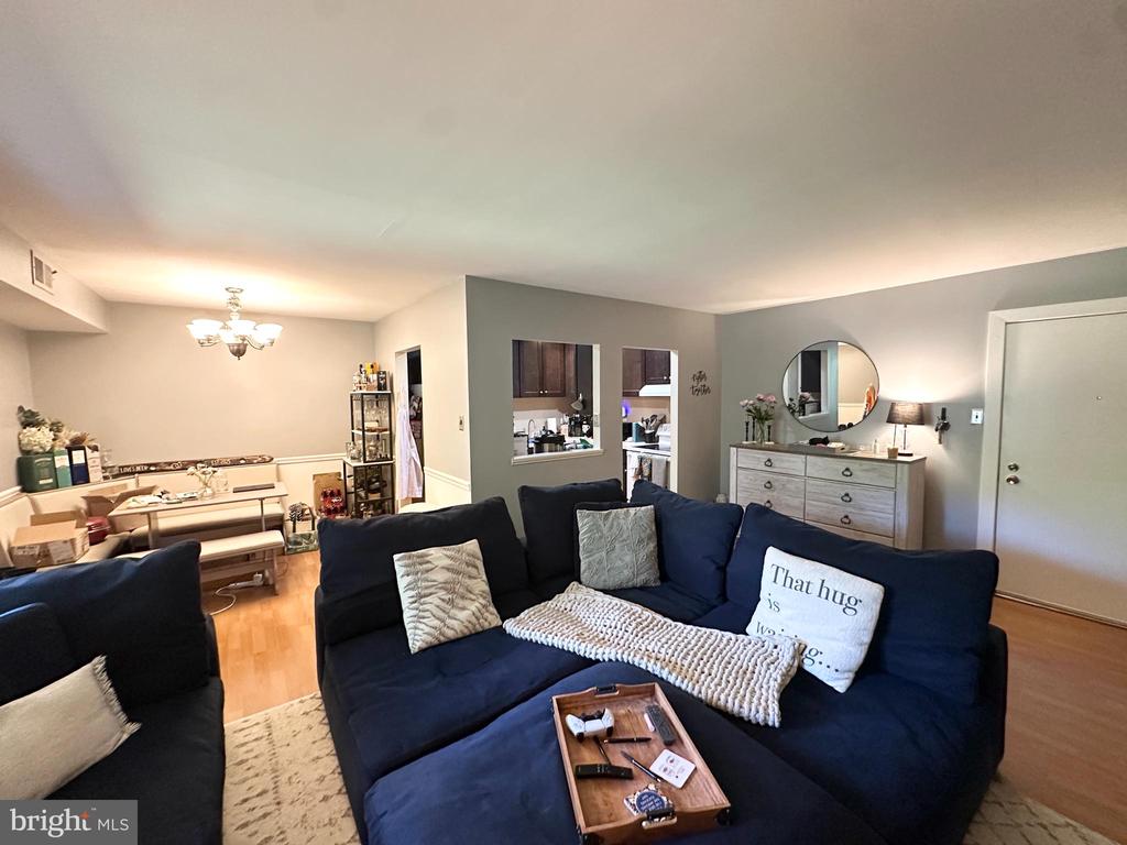 7 ROCKFORD ROAD J5