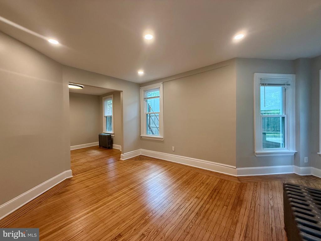 2602 W 18TH STREET Unit: 1