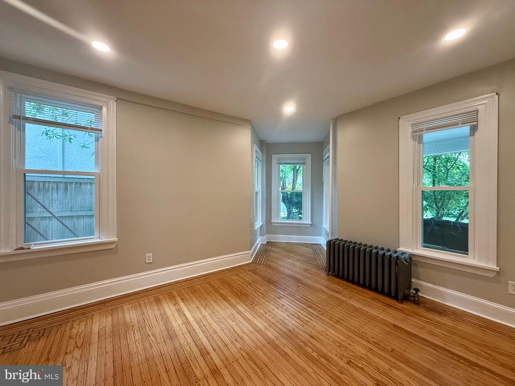2602 W 18TH STREET Unit: 1