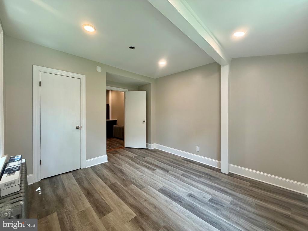2602 W 18TH STREET Unit: 1