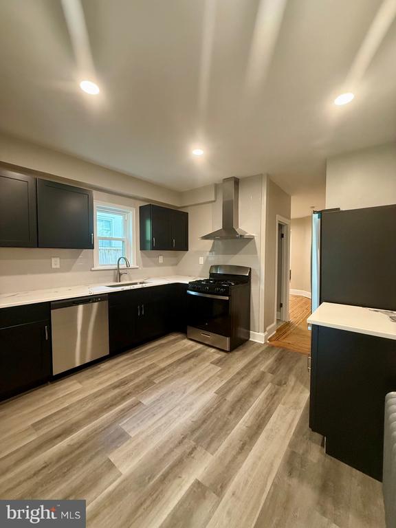 2602 W 18TH STREET Unit: 1