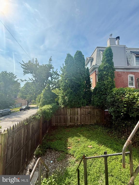 1414 N HARRISON STREET Unit: 1