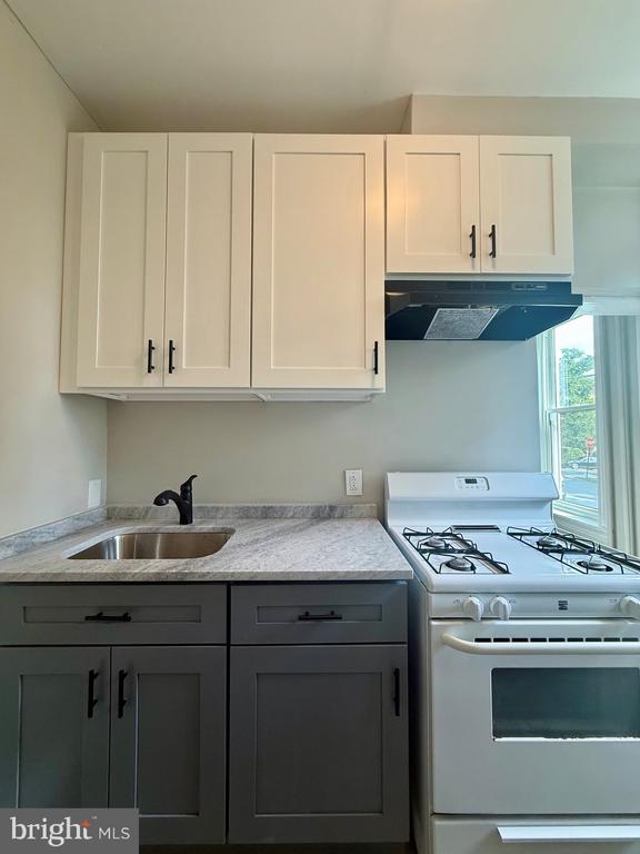 1414 N HARRISON STREET Unit: 1