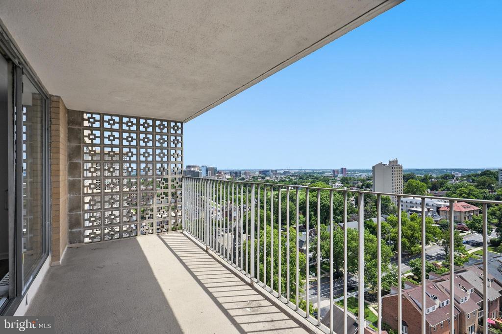 1401 PENNSYLVANIA AVENUE Unit: 1606