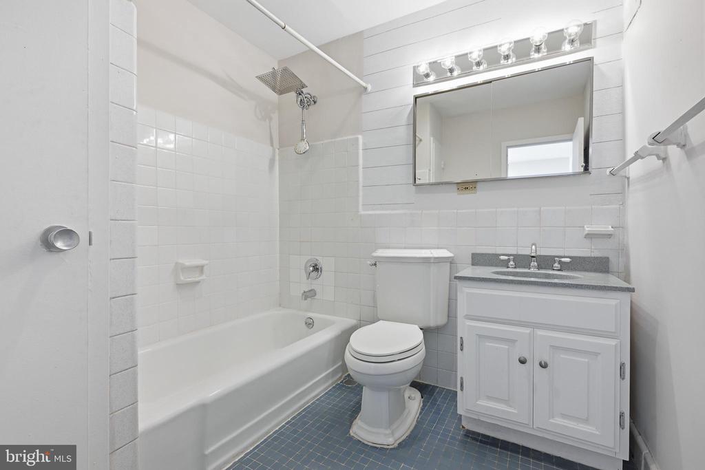 1401 PENNSYLVANIA AVENUE Unit: 1606