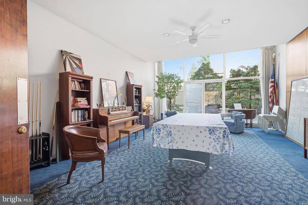 1401 PENNSYLVANIA AVENUE Unit: 1606