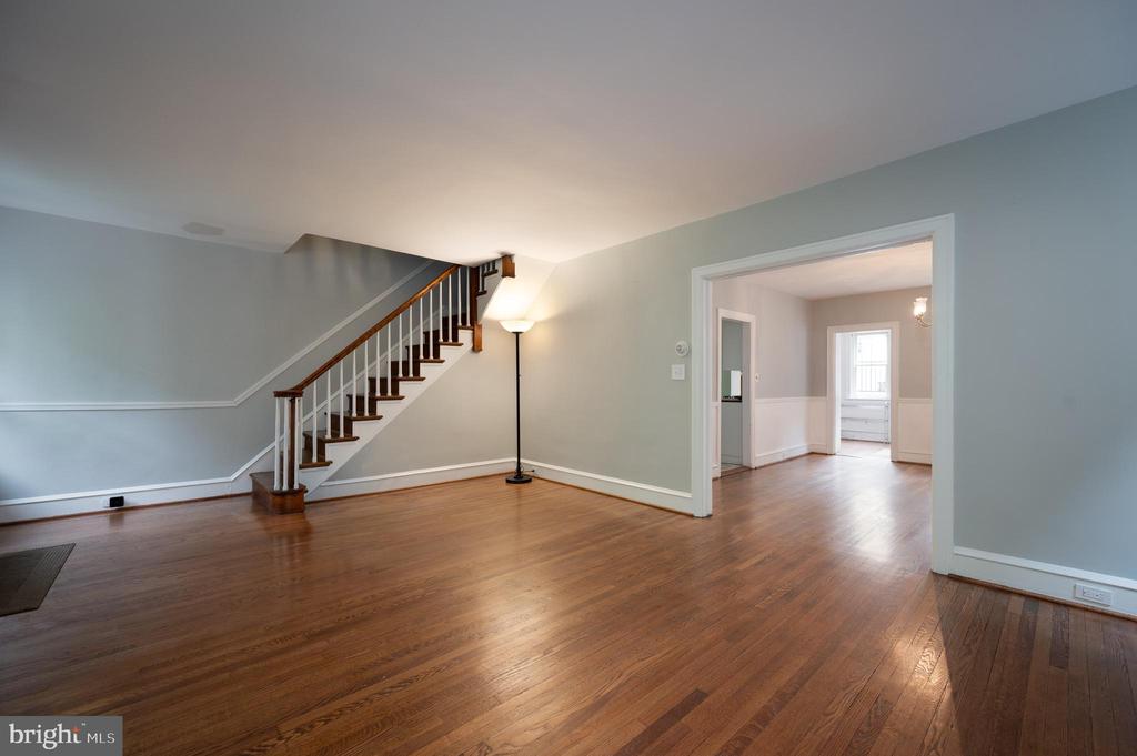 1406 LOVERING AVENUE