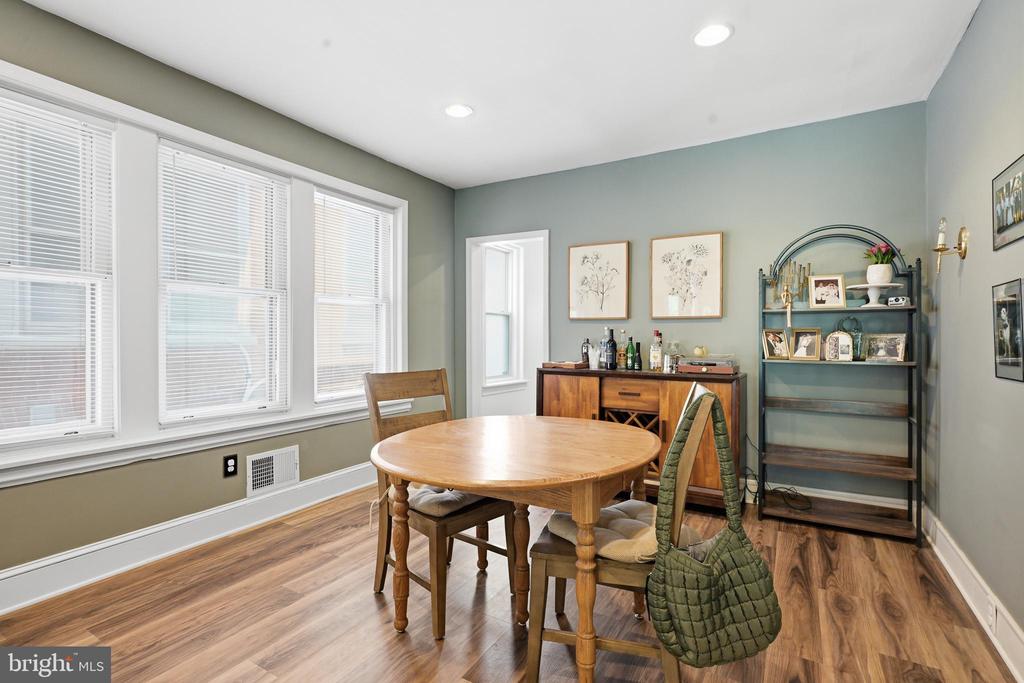 1111 W 9TH STREET