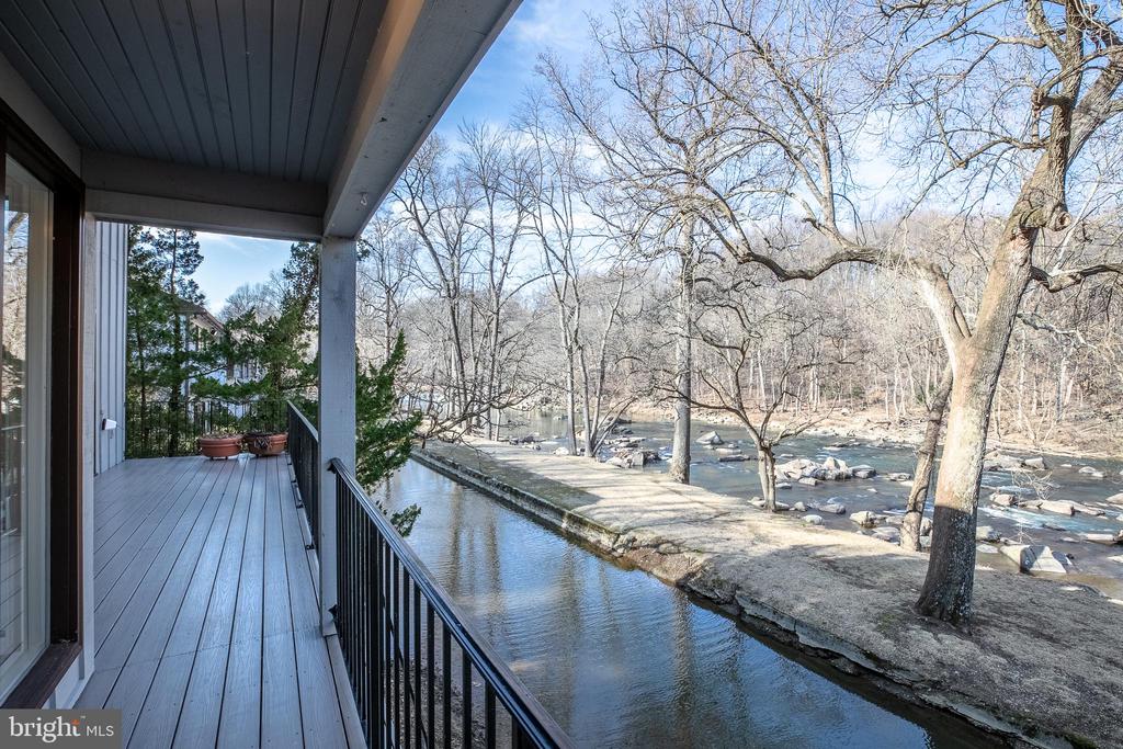 15 BRANDYWINE FALLS ROAD