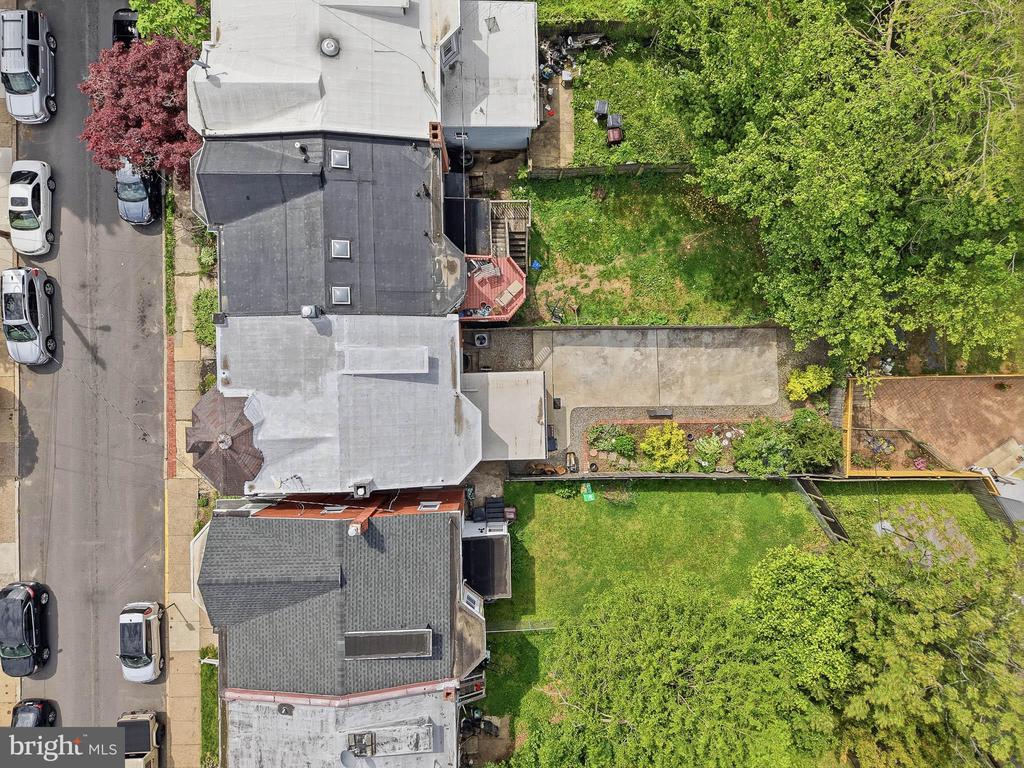 406 W 20TH STREET