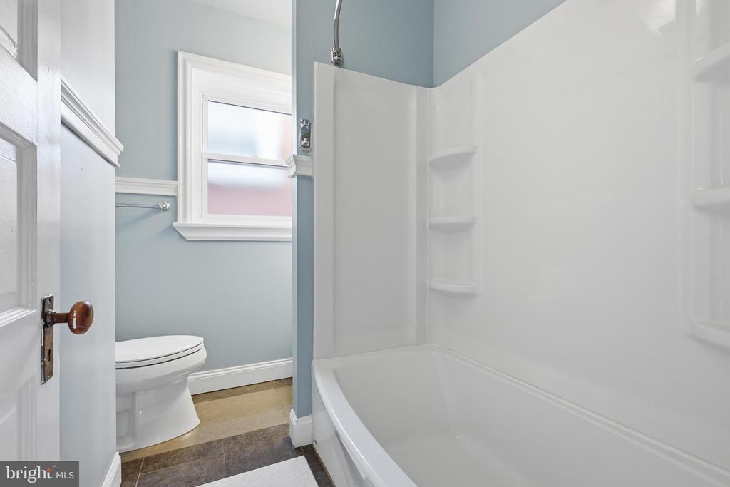 406 W 20TH STREET