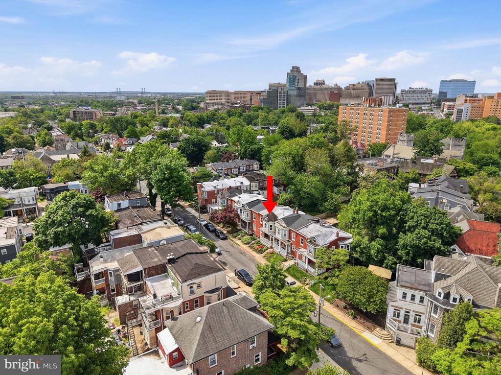 406 W 20TH STREET