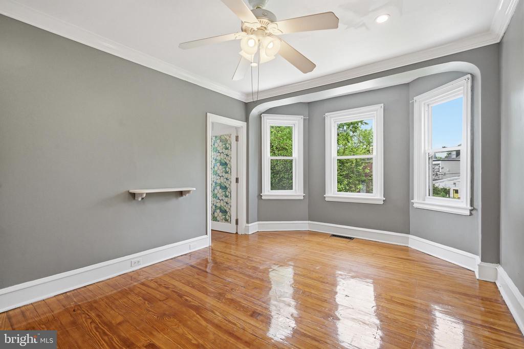 406 W 20TH STREET
