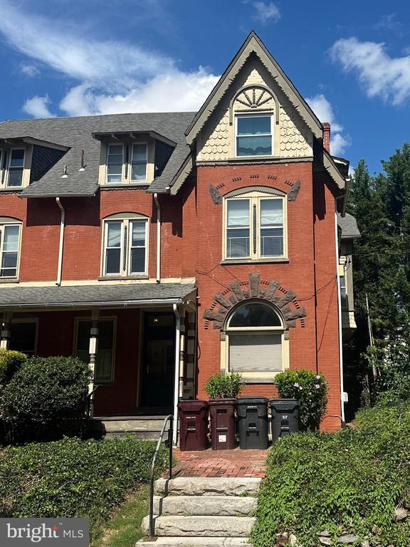 1401 GILPIN AVENUE Unit: 2