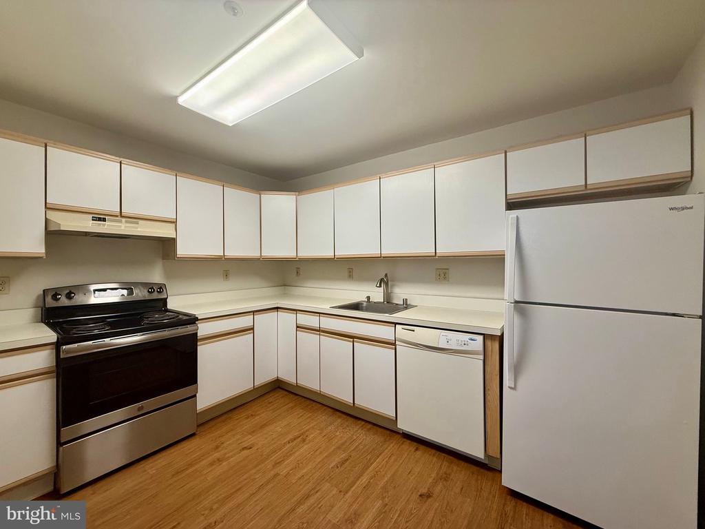 1203 GILPIN AVENUE Unit: 2