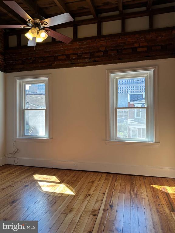 115 W 13TH STREET Unit: 2