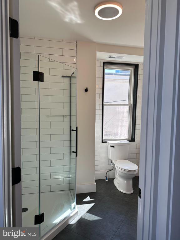115 W 13TH STREET Unit: 2