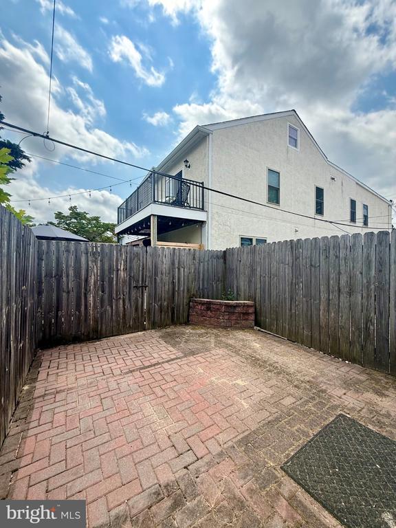 1810 N UNION STREET