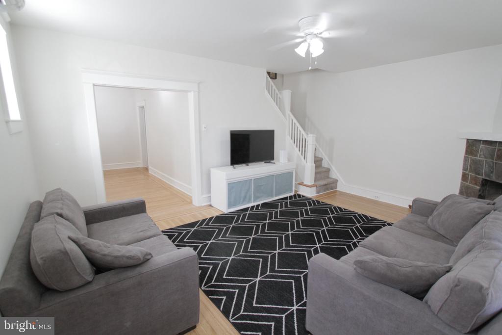 804 W 21ST STREET
