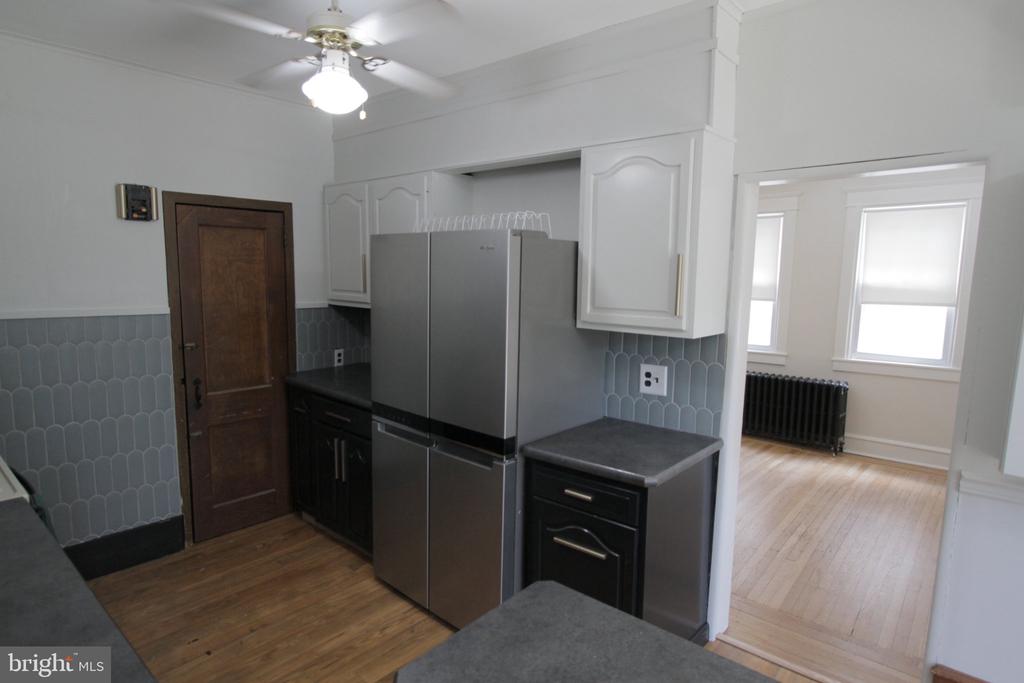 804 W 21ST STREET