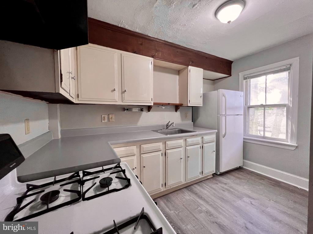 2602 W 18TH STREET Unit: 2
