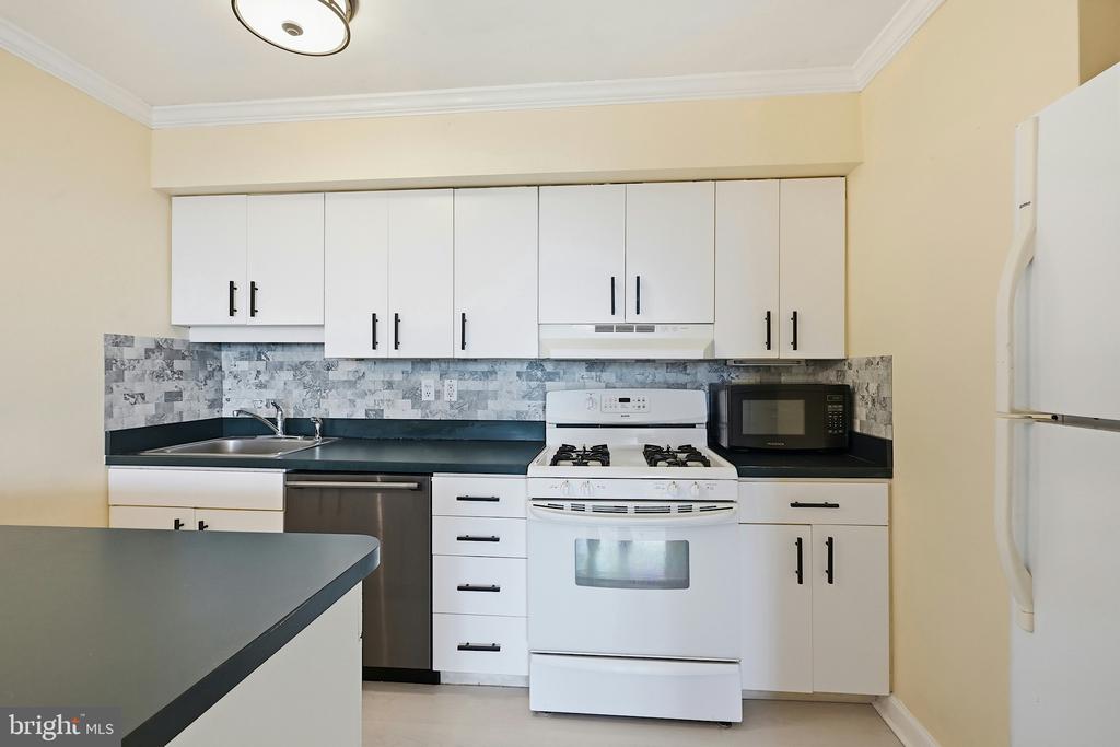 1401 PENNSYLVANIA AVENUE Unit: 1106