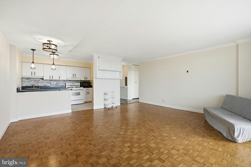 1401 PENNSYLVANIA AVENUE Unit: 1106