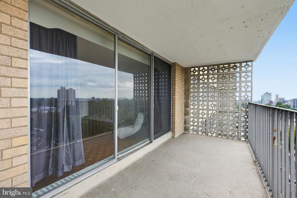 1401 PENNSYLVANIA AVENUE Unit: 1106