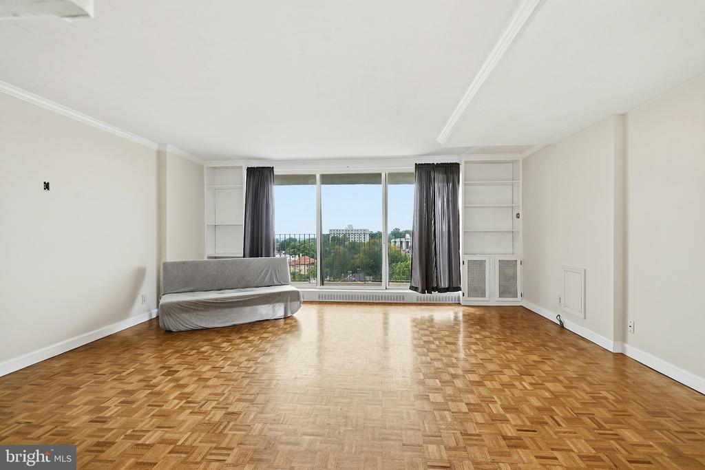 1401 PENNSYLVANIA AVENUE Unit: 1106