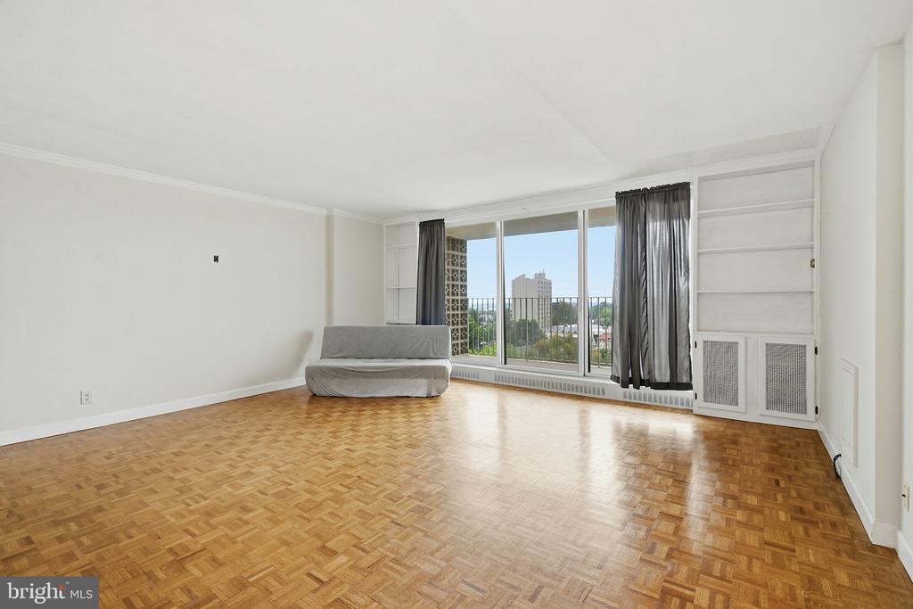 1401 PENNSYLVANIA AVENUE Unit: 1106