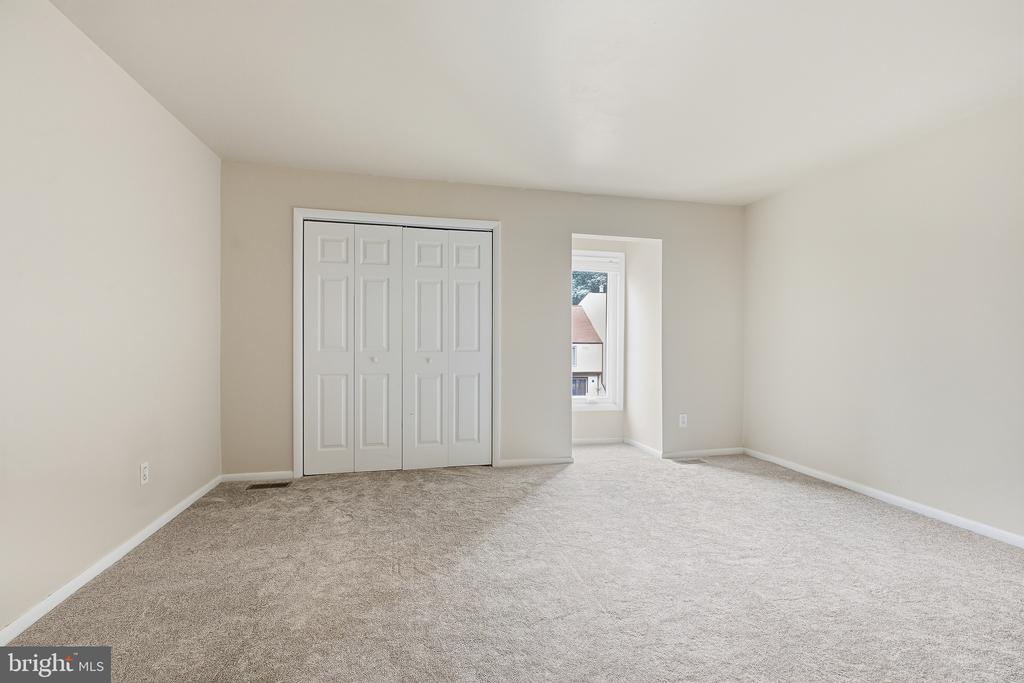 3219 CHAMPIONS DRIVE