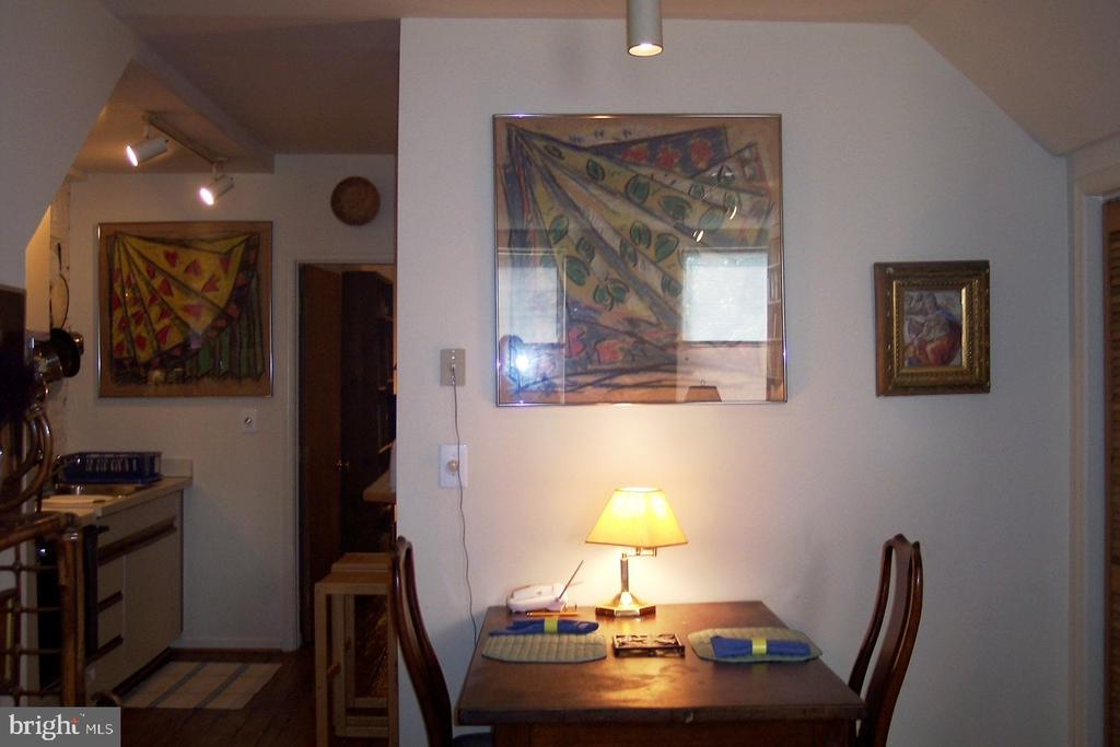 819 N JACKSON STREET Unit: 1