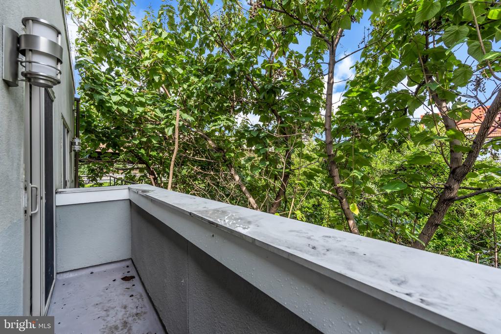 412 N FRONT STREET Unit: 31