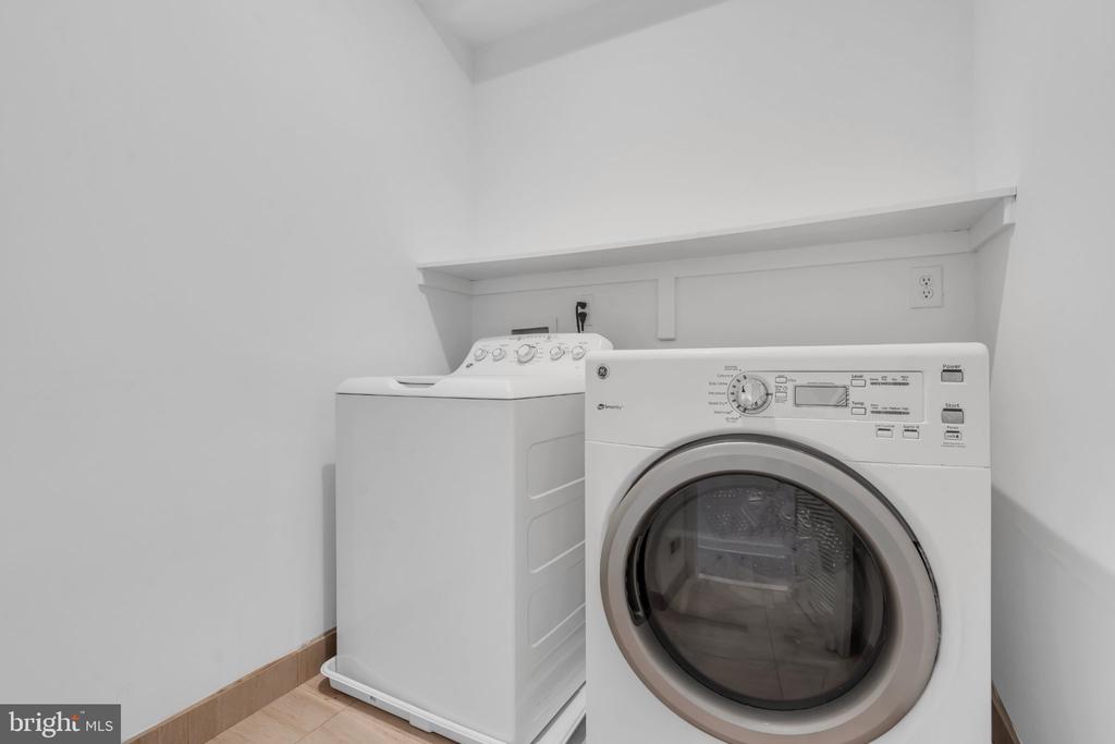 412 N FRONT STREET Unit: 31