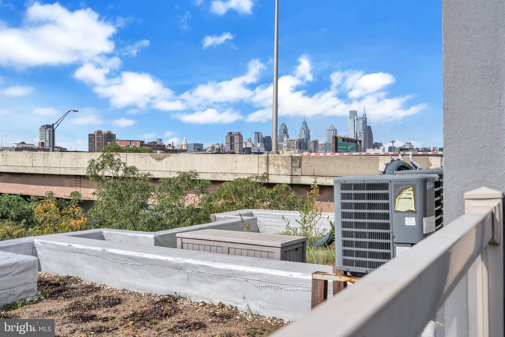 412 N FRONT STREET Unit: 31