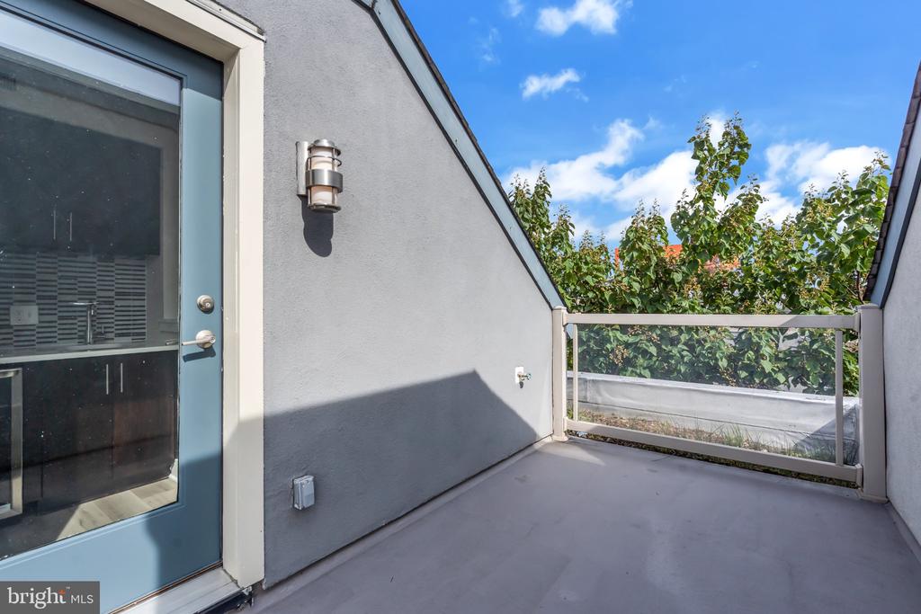 412 N FRONT STREET Unit: 31