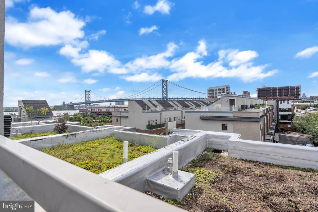 412 N FRONT STREET Unit: 31