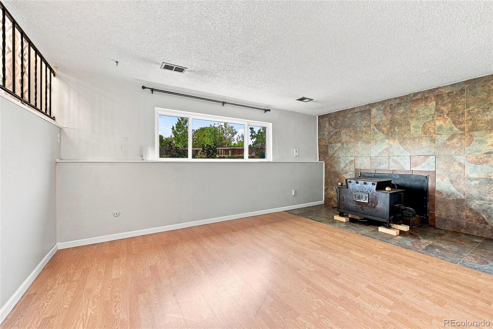 2822 E 117th Court