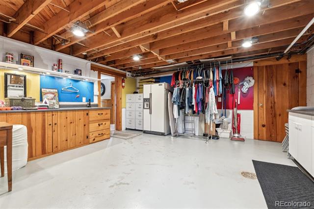 640 Pinewood Lane