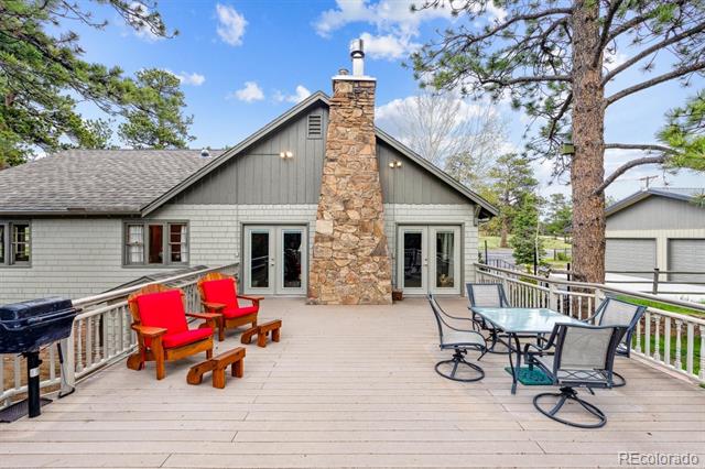 640 Pinewood Lane