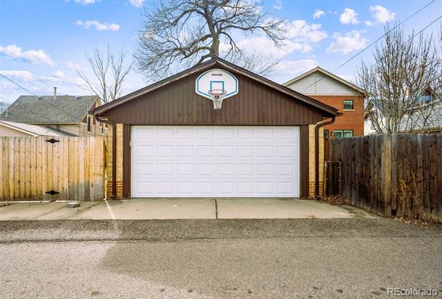 3041 W Scott Place